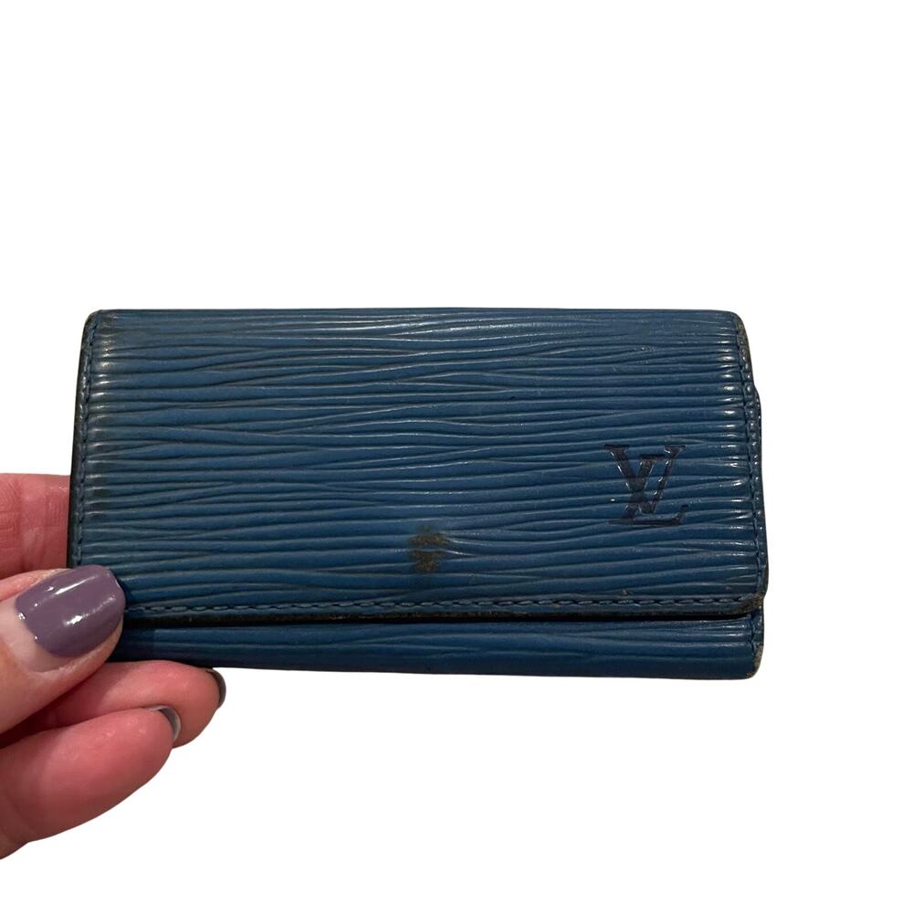 Louis Vuitton LV 4 Key Holder Blue Epi Leather Authentic COA